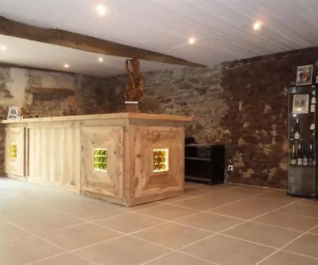 Château De La Galissonniere Bed & Breakfast