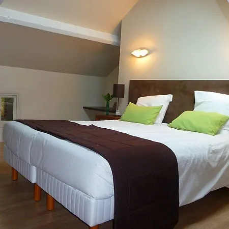 לינה וארוחת בוקר Chateau De La Galissonniere Le Pallet