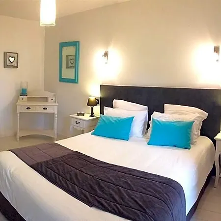 Bed & Breakfast Chateau De La Galissonniere